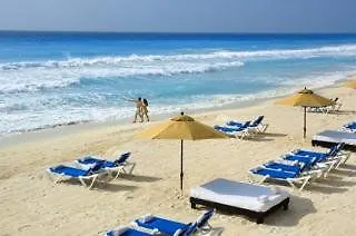 Otel Avalon Baccara Cancun